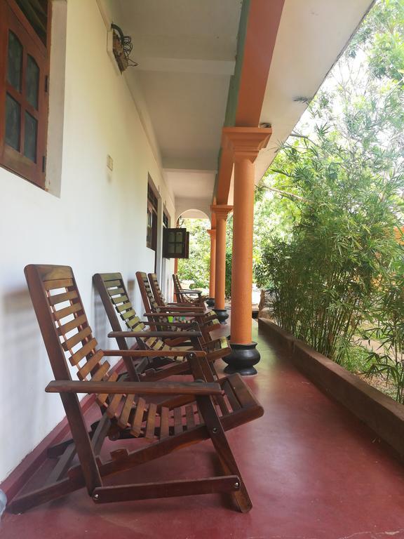 Walawe Park View Hotel Udawalawe Zewnętrze zdjęcie