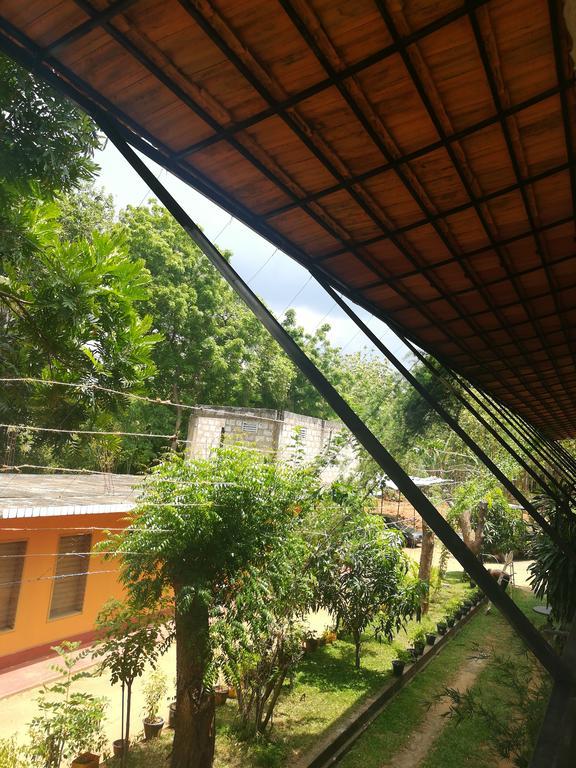 Walawe Park View Hotel Udawalawe Zewnętrze zdjęcie